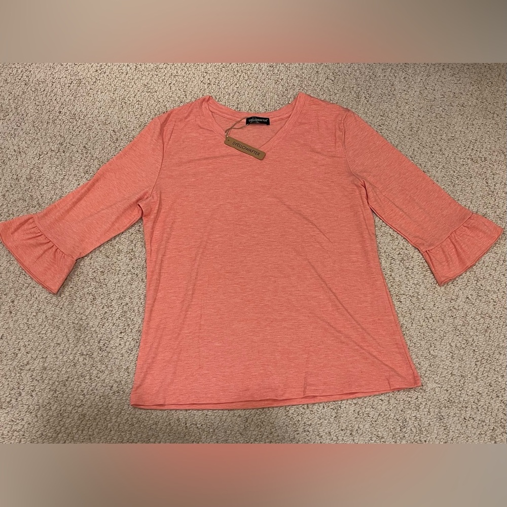 Syellowafter Women Blouse Top Color Rose 3/4 Sleeves V Neck Size M NWT